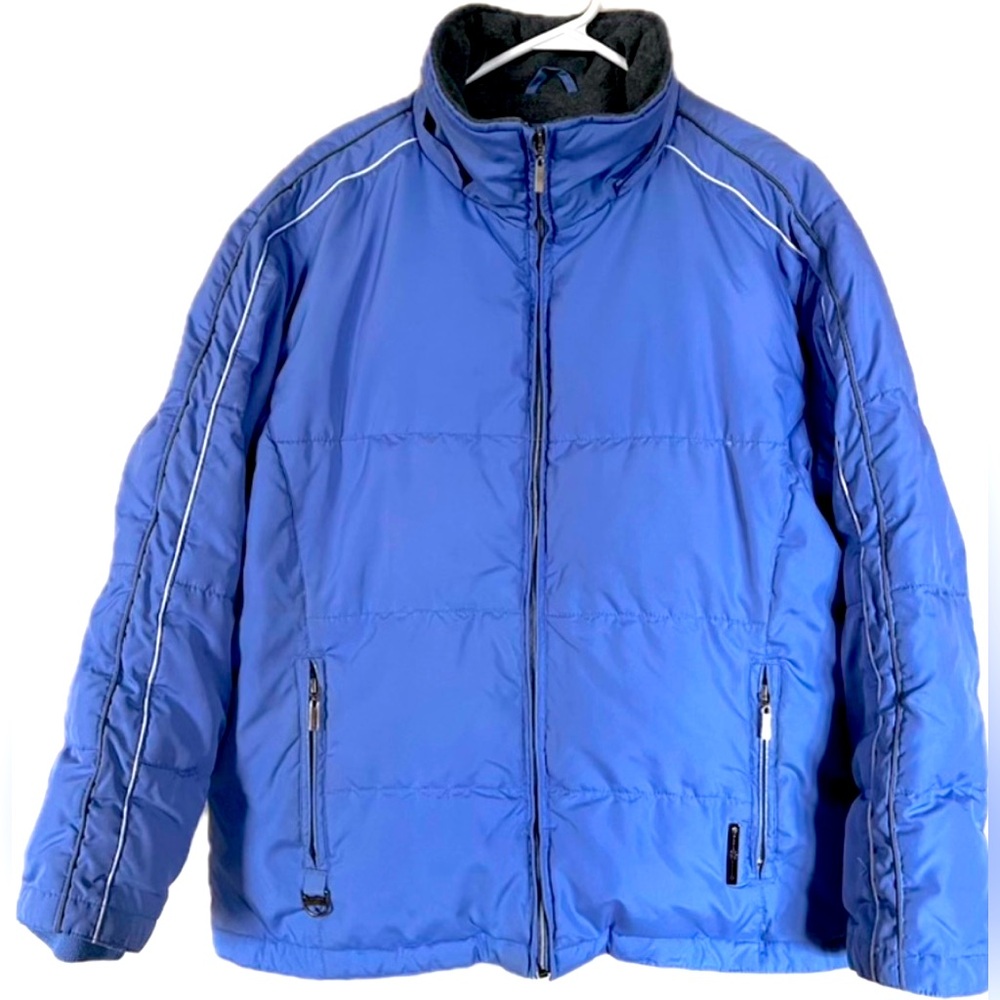 Blue Puffer Jacket with Quilted Pattern and High Collar. Women’s Size Large